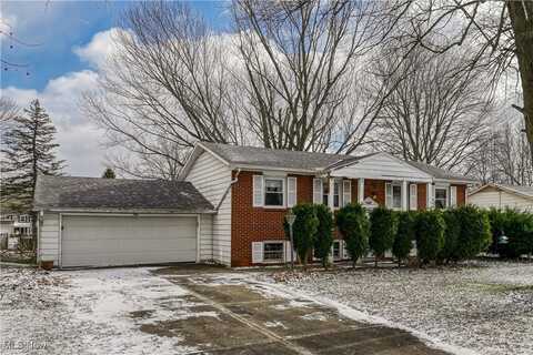 4899 5th Avenue, Youngstown, OH 44505