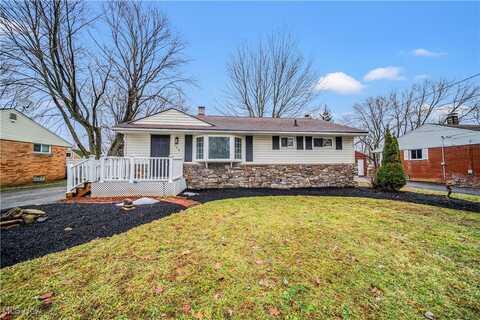 309 Cynthia Drive, Chardon, OH 44024