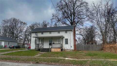 817 4th Street NE, Canton, OH 44704