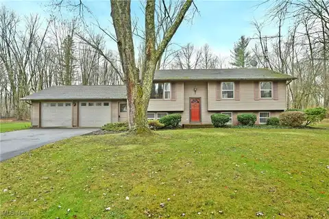 6121 Eagle Creek Road, Leavittsburg, OH 44430