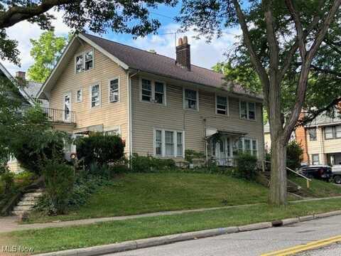 1316 West Boulevard, Cleveland, OH 44102