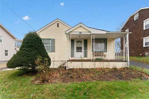 490 12th Street, Campbell, OH 44405