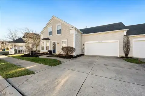 37025 Fairfield Lane, North Ridgeville, OH 44039