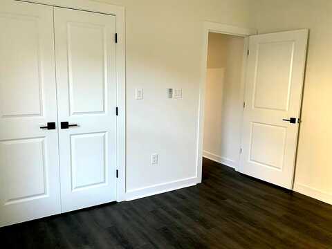 Harrison, GROVES, TX 77619