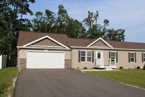 3911 Leslie, Petoskey, MI 49770
