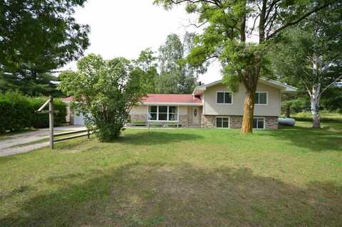 1113 Wheeler, Boyne City, MI 49712