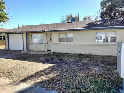 1713 W 17th Street, Portales, NM 88101