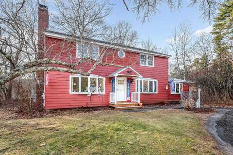 4 Belvina Circle, Pelham, NH 03076