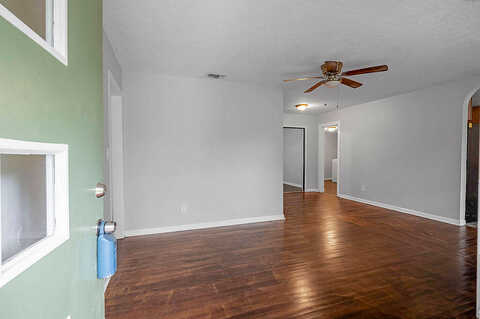 2Nd, NICEVILLE, FL 32578