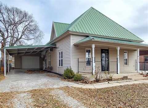 508 S 7th Street, Okemah, OK 74859