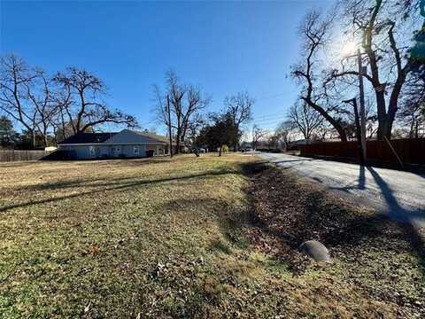 1902 E 52nd Street, Tulsa, OK 74105