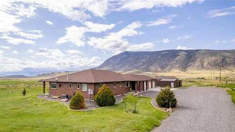 31 Diamond Basin Rd, Cody, WY 82414