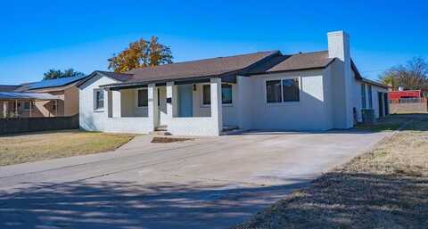 1111 NW 8th Place, Andrews, TX 79714