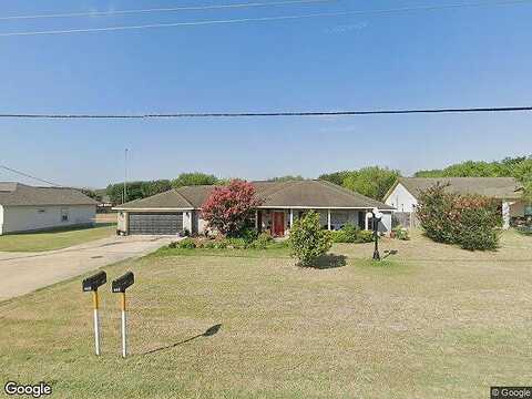 4Th, FLORESVILLE, TX 78114