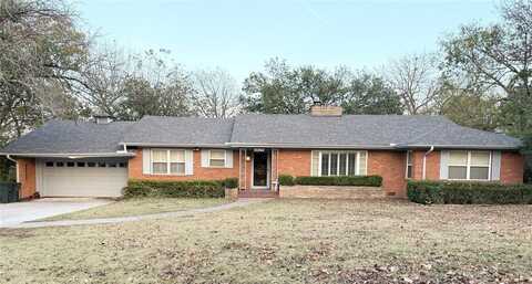 1230 S High School Street, Ada, OK 74820