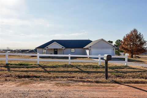 1320 Kristin Lane, Blanchard, OK 73010