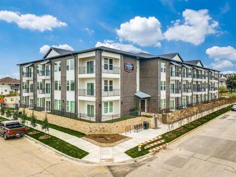 624 N Lancaster Avenue, Dallas, TX 75203