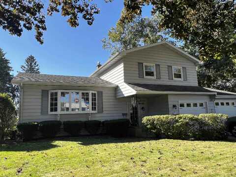 Scott, BEAVER DAM, WI 53916