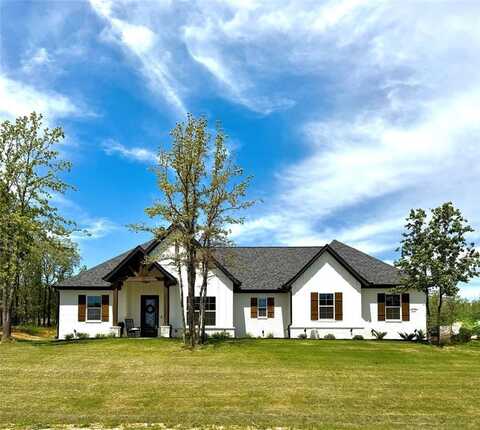 9041 Valley Oak Court, Springtown, TX 76082