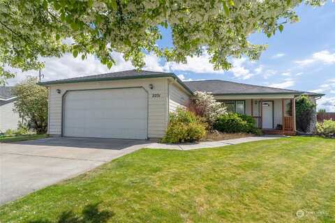 S Claremont Court, Moses Lake, WA 98837