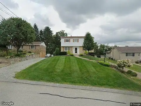 Niagara Dr, Irwin, PA 15642