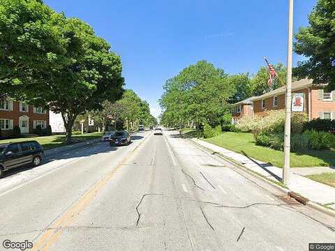 81St, MILWAUKEE, WI 53213