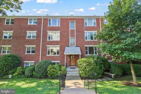 12Th St N #24, ARLINGTON, VA 22209