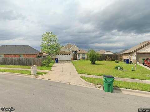 Brad Kellar Dr, Greenville, TX 75402