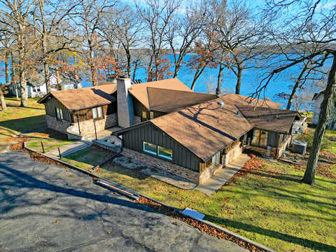 Shore, DELAVAN, WI 53115