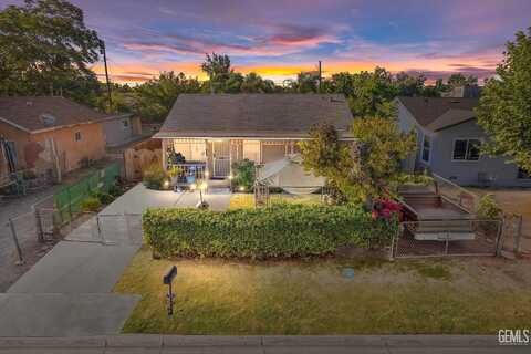 Llyod Street, Bakersfield, CA 93307