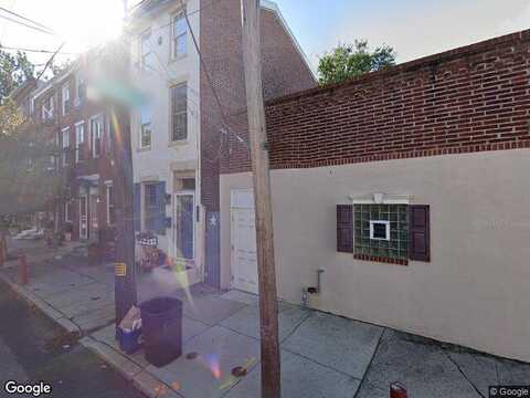 Montrose St, Philadelphia, PA 19147