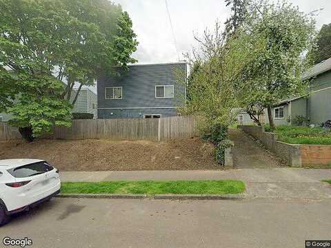 Se Umatilla St, Portland, OR 97202