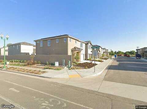 N Purdue Ave, Fresno, CA 93727