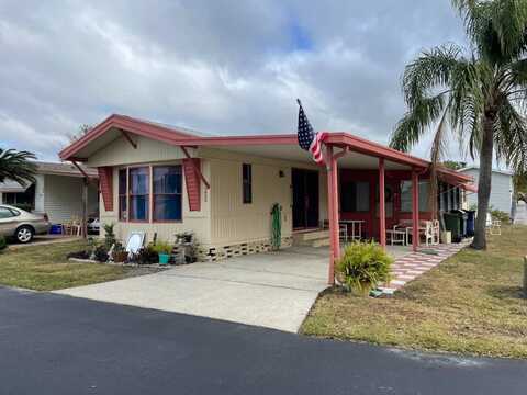 423 Pelican Dr, Winter Haven, FL 33881