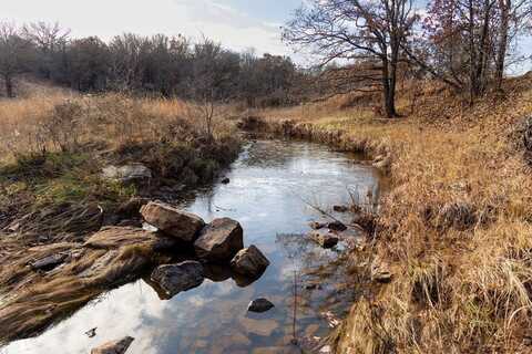 01 Private Rd., Pawhuska, OK 74056