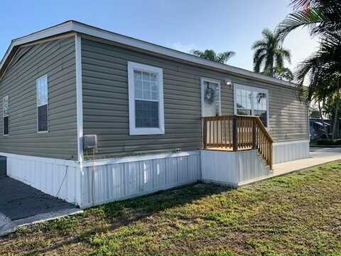 77 Bridgette Blvd, Greenacres, FL 33463