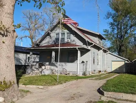 317 N Main St., Brady, NE 69123