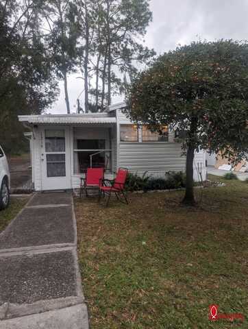 12720 E US 92, Dover, FL 33527