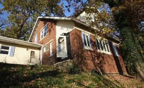 1808 Crestmont Drive, Huntington, WV 25701