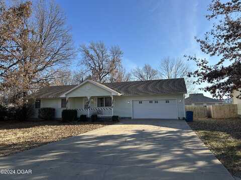 1100 Arthur Aull Road, Lamar, MO 64759