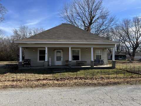 311 Ballard Street, Carl Junction, MO 64834