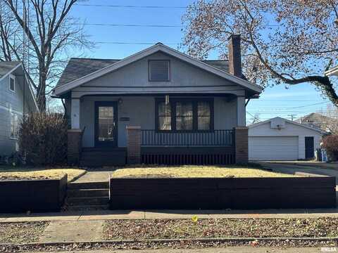 1717 S 4TH Street, Springfield, IL 62703