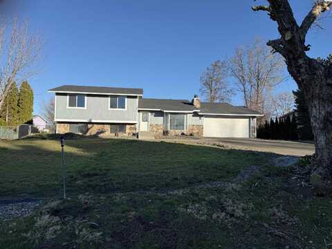 6105 W Sylvester St., Pasco, WA 99301
