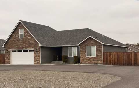 5209 SW Richardson Rd, Pasco, WA 99301