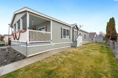 30 Mercury Dr, Richland, WA 99354