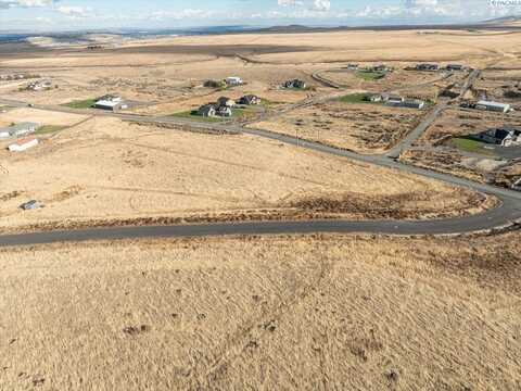 33407 Mammoth Dr, Kennewick, WA 99338