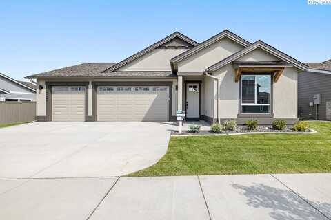 2864 Avrio Ave, Richland, WA 99354