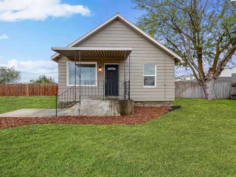 4311 W Hood Ave, Kennewick, WA 99336