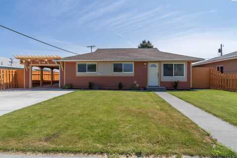 503 S Canterbury Lane, Moses Lake, WA 98837