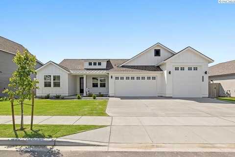2853 Avrio Ave, Richland, WA 99354